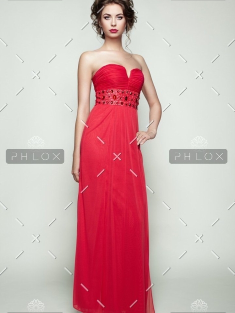 demo-attachment-92-fashion-portrait-of-beautiful-woman-in-elegant-PNDCUAM