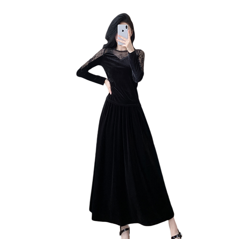 Korean Style Lace Top and Velvet Skirt Two-Piece Set 9515 - Image 5