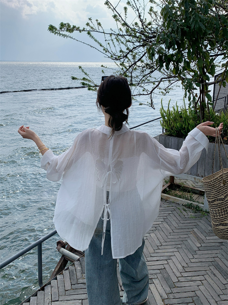 Women's Loose Fit Back Embroidered Bow Shirt Sun Protection Top