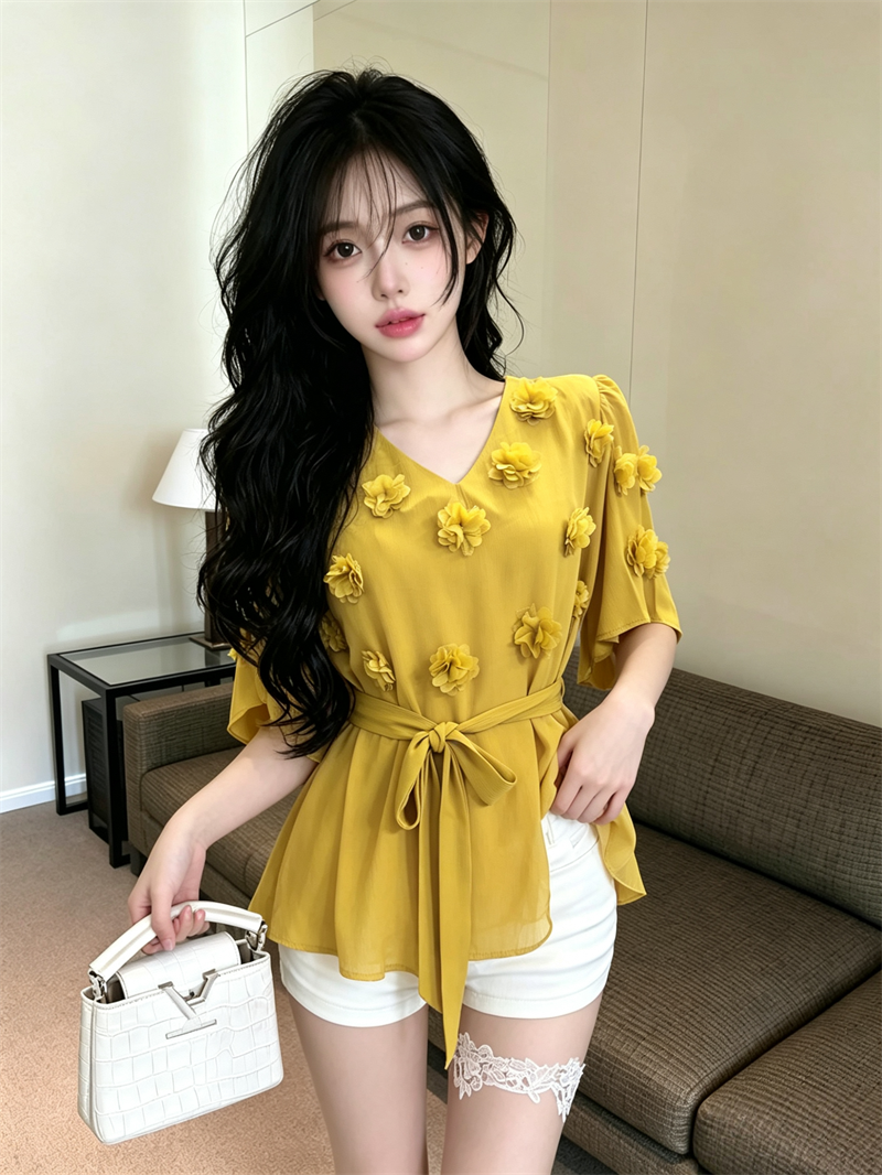 2026 French Style 3D Floral Ribbon Loose Fit Women's Top - Image 3