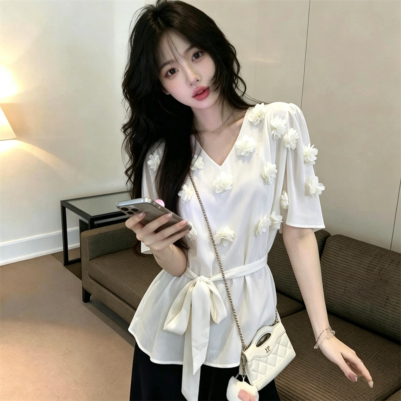 2026 French Style 3D Floral Ribbon Loose Fit Women's Top - Image 2