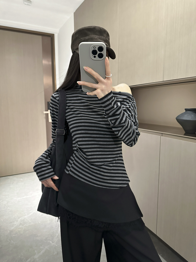 Women's Striped One-Shoulder Long Sleeve T-Shirt with Button Detail and Ruched Waist 2026 Fall - Image 3