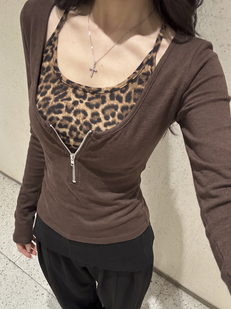Leopard Print Halter U-Neck Zip Faux Two-Piece Slim Cotton Top Fall 2026 - Style b401a7 - Image 2