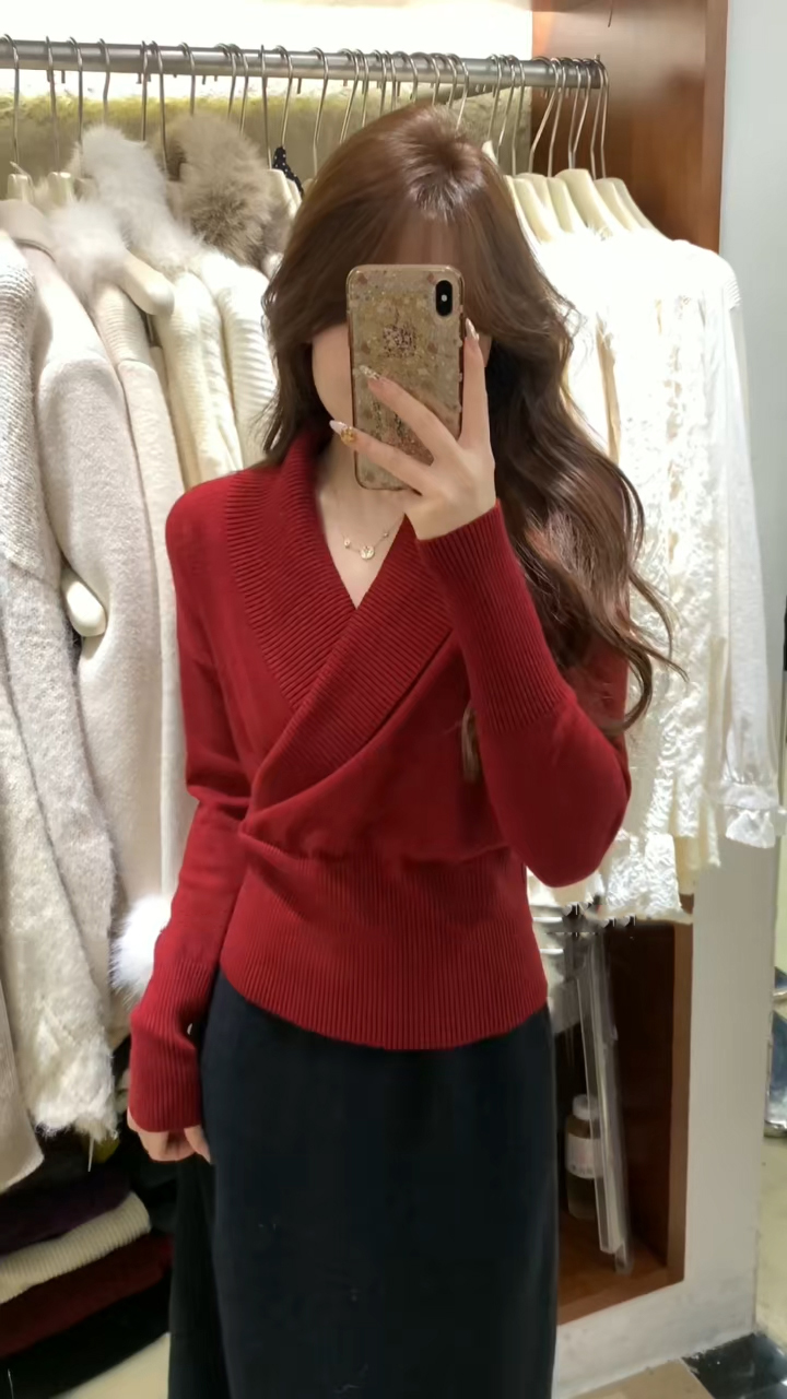 Women's Cross V-Neck Knit Sweater with Waist-Defining Silhouette Winter 2026
